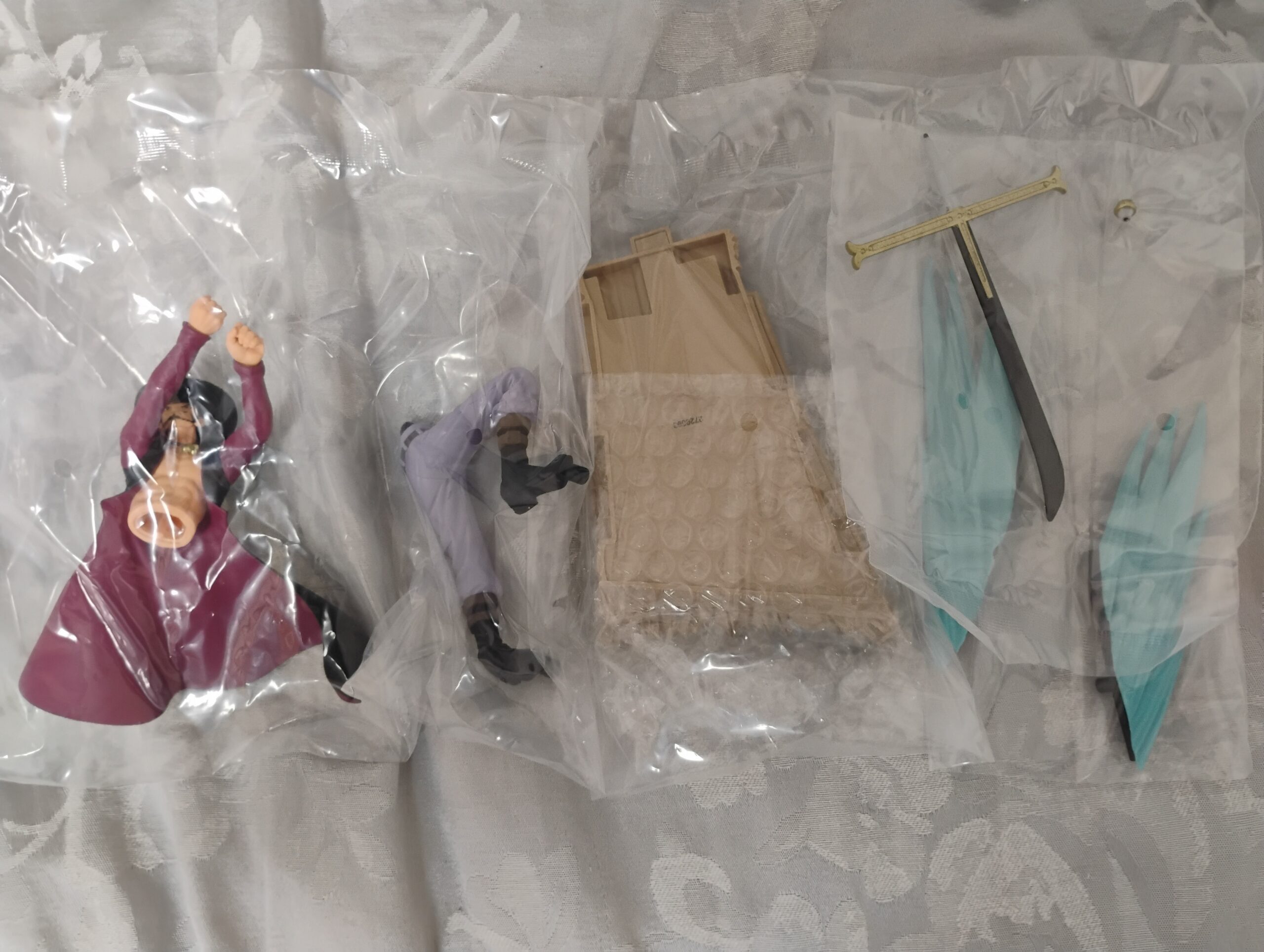 Figurine Dracule Mihawk Senkou Zekkei – One Piece – Bandai Spirits Banpresto – Image 2