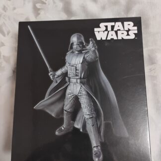 Figurine Dark Vador Star Wars statue monochrome Sega
