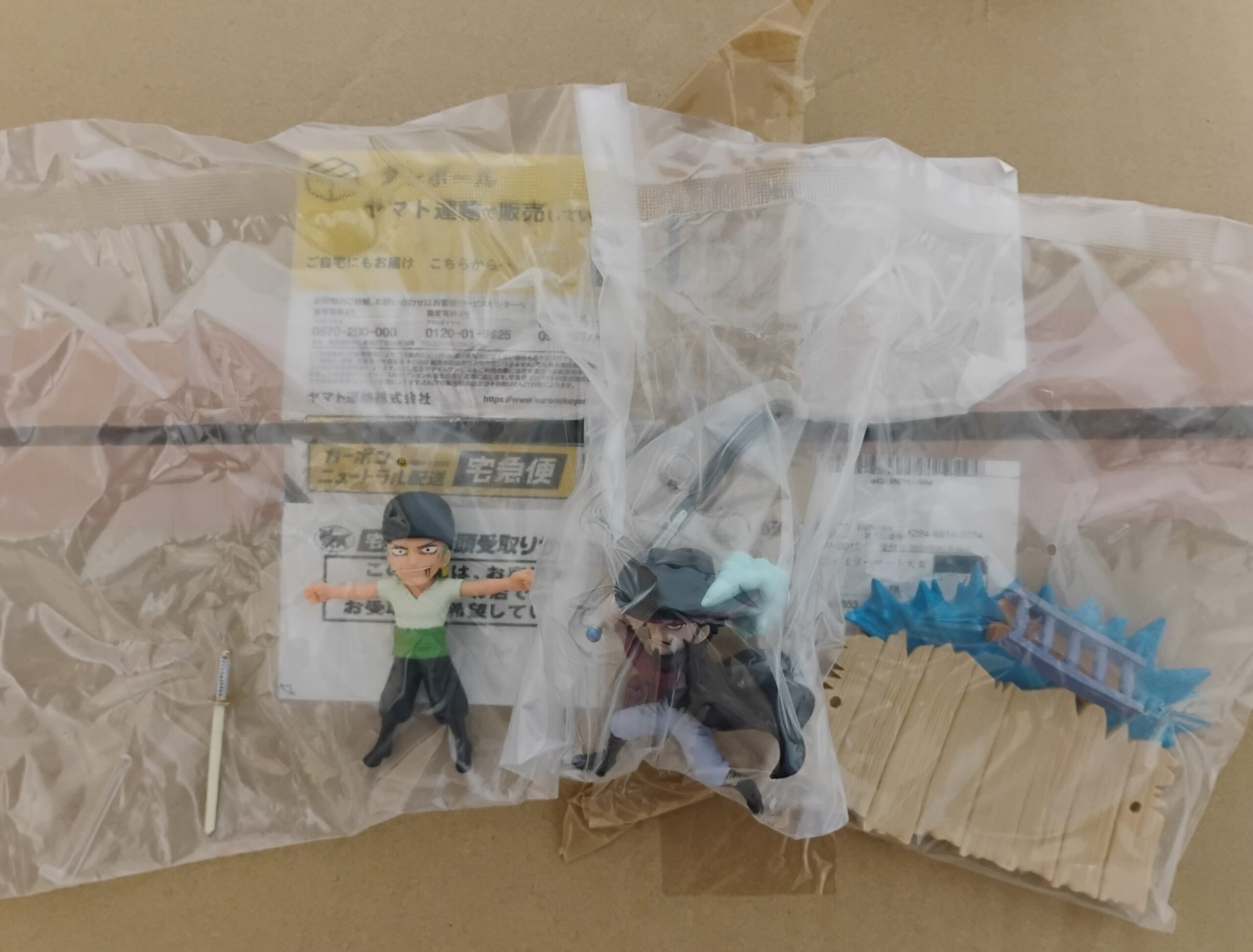 Figurine One Piece WCF Zoro vs Mihawk Log Stories Diorama Banpresto Bandai – Image 2